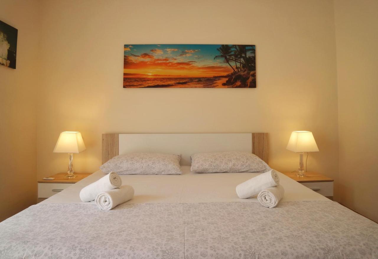 Honeycomb Apartment Split - Free Parking Екстериор снимка